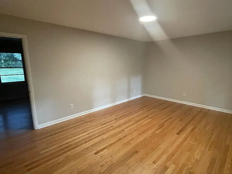 2112 Kilburn Rd — Photo 11