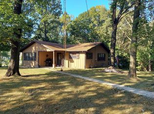 1990 E Old Pine Bluff Rd, Morris, IL 60450