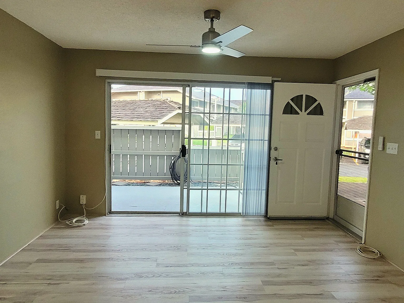 1 bed, 480 sqft, $2,400 — Photo 2