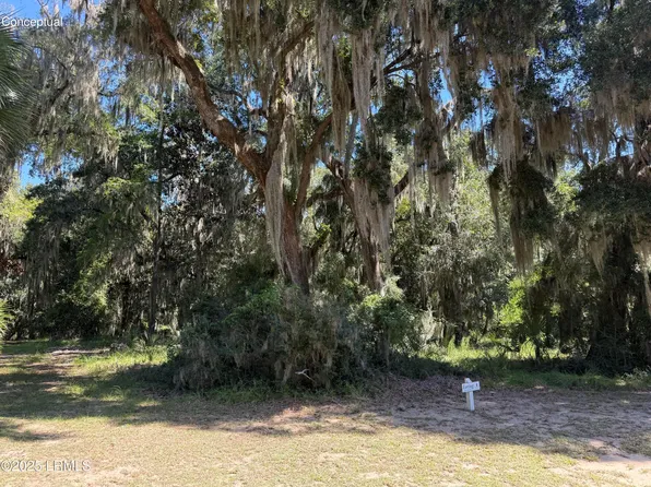 10 Long Pond Drive N, Beaufort, SC 29907