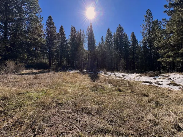 E Quaking Aspin St, Chiloquin, OR 97624