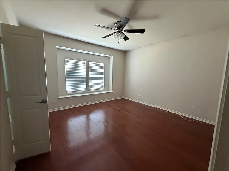 12733 Skeeter Dr — Photo 11