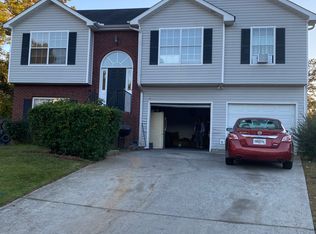 5867 Broadleaf Way, College Park, GA 30349