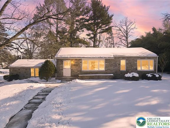 2nd image of 4070 W Hopewell Rd