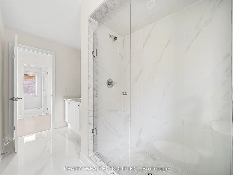 261 Seaview Hts — Photo 42