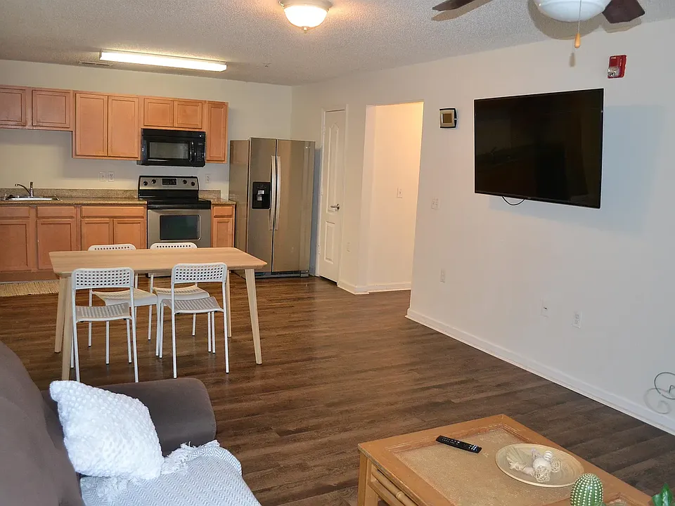 3000 S Adams St #514