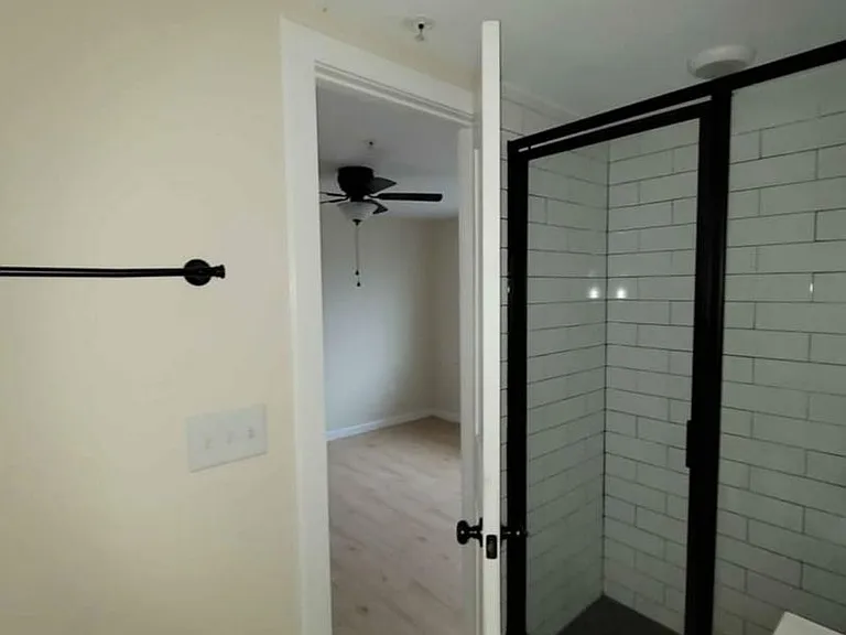 610 Hospital Dr — Photo 10