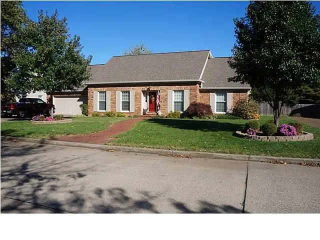 512 E Meade Dr photo 1