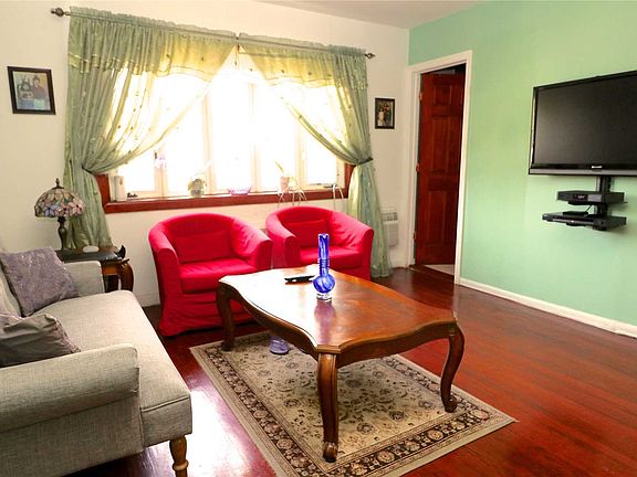 3rd image of 2424 93rd St