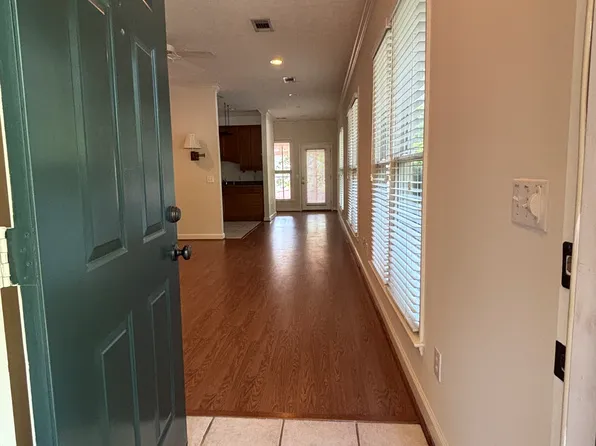 1620 Warrenton St, Auburn, AL 36830
