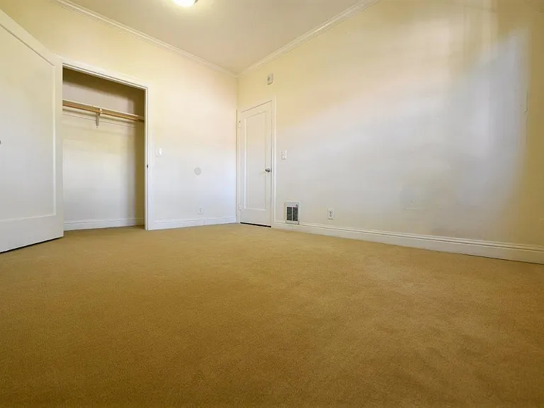243 Athol Ave #15 — Photo 13