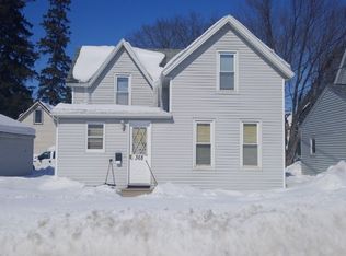 368 W 3rd St, Zumbrota, MN 55992