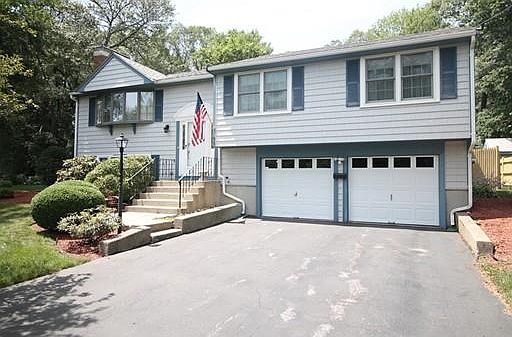 2nd image of 85 Mill River Dr