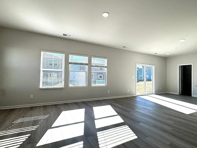 180 White Birch Ln — Photo 7