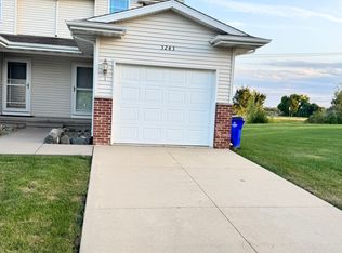 3243 Blackberry Cir SW, Cedar Rapids, IA 52404