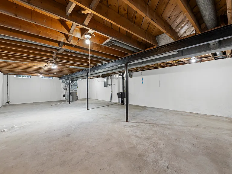 32447 Hawthorne Dr — Photo 18