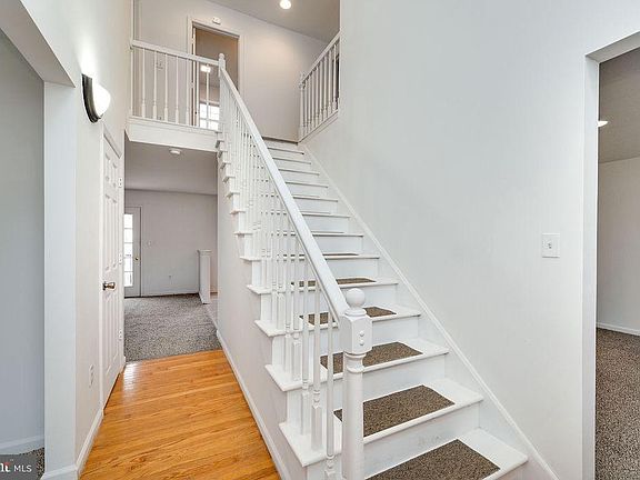 4th image of 4807 Wentzel Ave