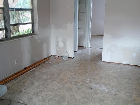 5th image of 29 Salisbury #B