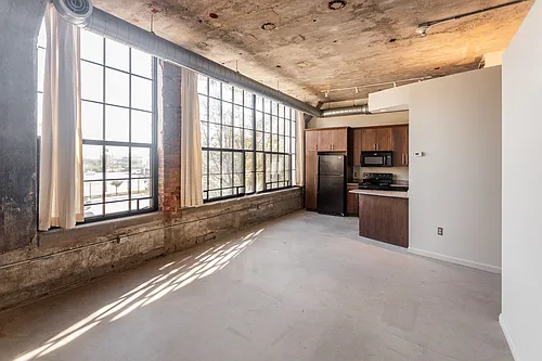 Floor plan 107