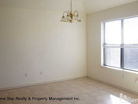 5th image of 2706 Littlepine Dr