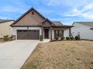 529 Woodcock Rd, Pelzer, SC 29669