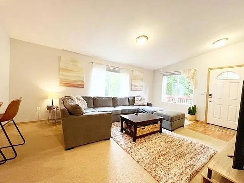 1st image of 408 S Constitution Ave