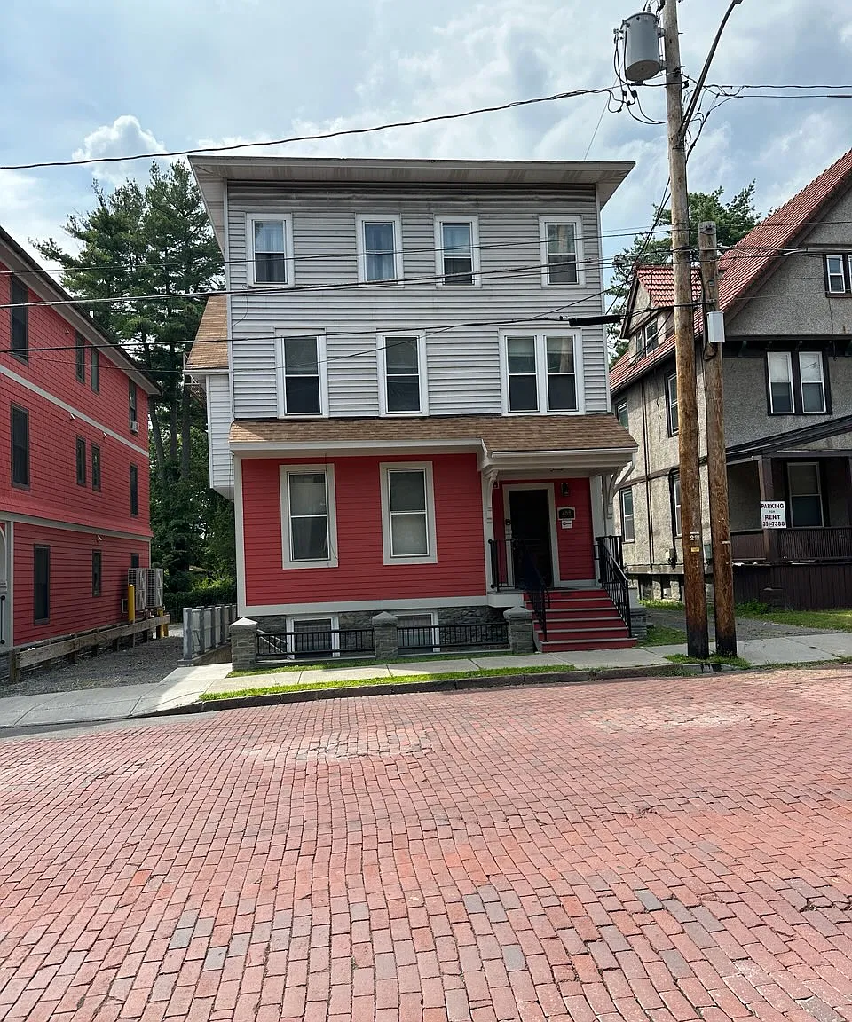 408 Stewart Ave. - 4 — Photo 1