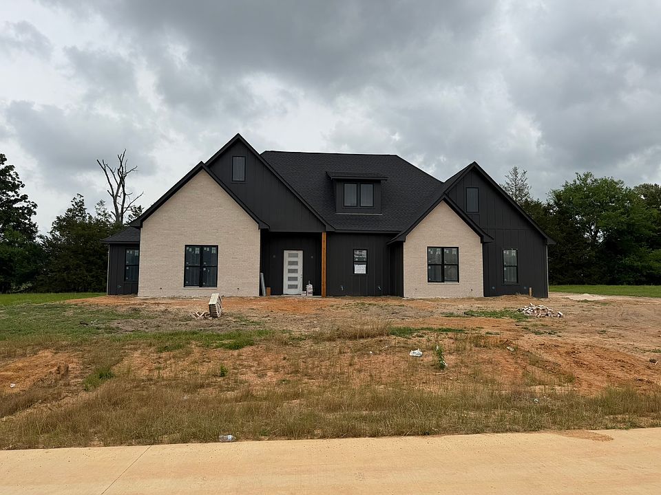1st image of 13848 Cedar Hill Cir