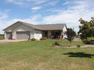 N6394 Rivertrail Way, Onalaska, WI 54650