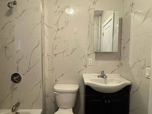 4th image of 65 Wade St Floor 1