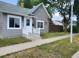 111 Dakota Ave SE, Staples, MN 56479