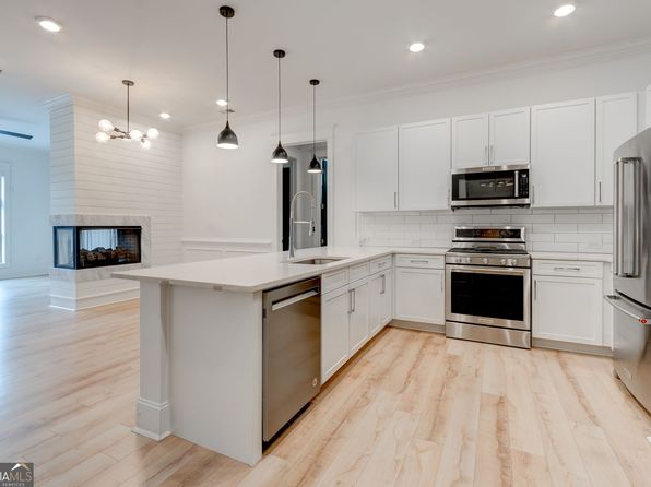 625 Piedmont Ave NE Unit 2004