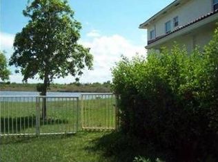 3730 SW 195th Ave, Hollywood, FL 33029