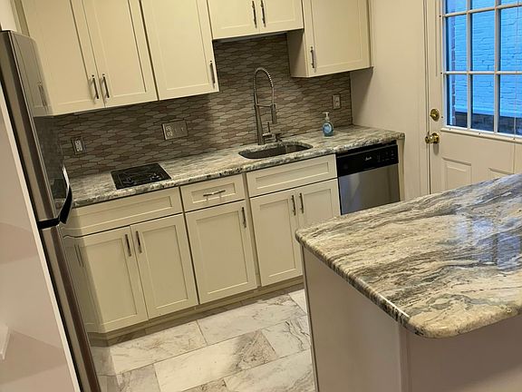 4th image of 4704 Abbott Ave APT 107