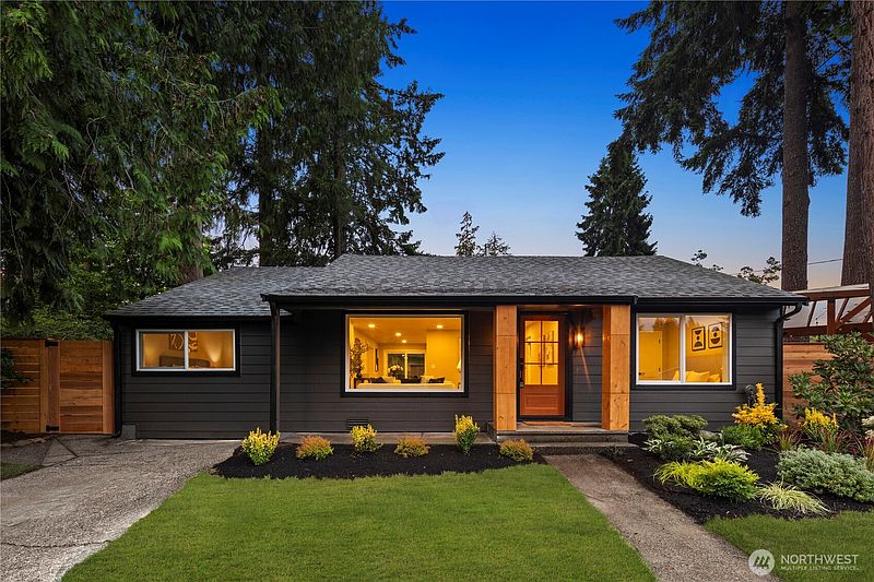 2nd image of 12520 24th Avenue NE