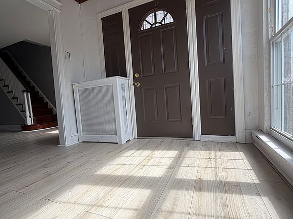 3rd image of 5717 Haddington St