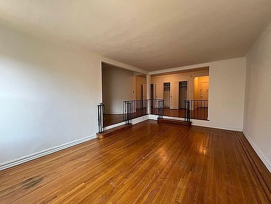 3rd image of 67-70 Yellowstone Blvd #5J