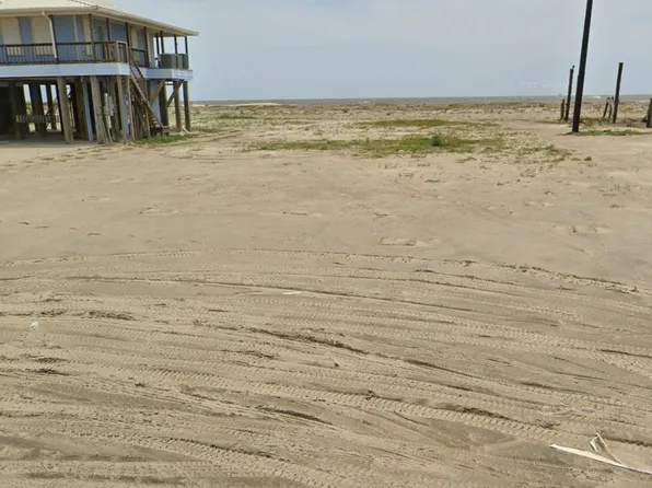 2134 State Highway 1, Grand Isle, LA 70358
