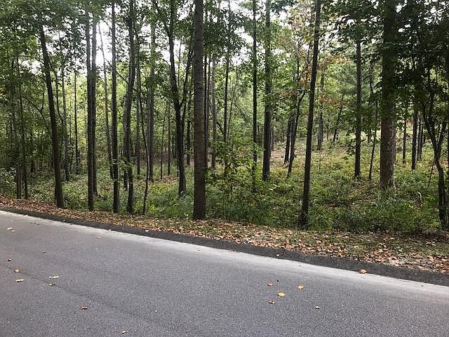 1st image of 124 James Dr