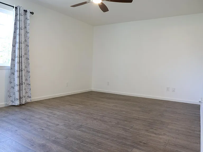 43305 Cedarwood Dr — Photo 7