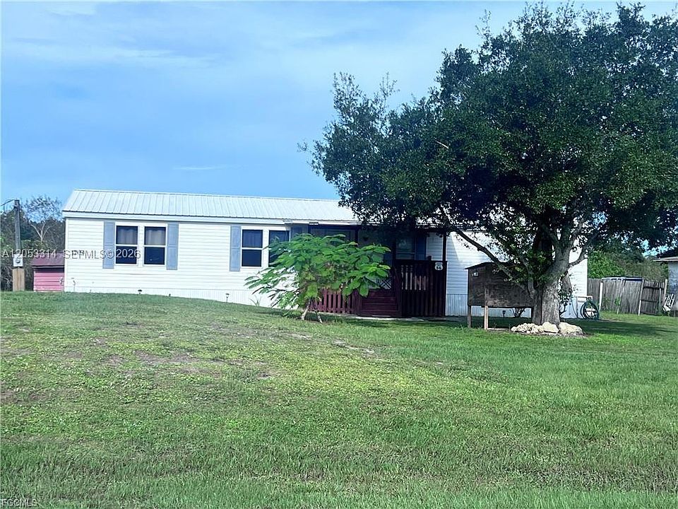 1st image of 3704 Dustin Dr