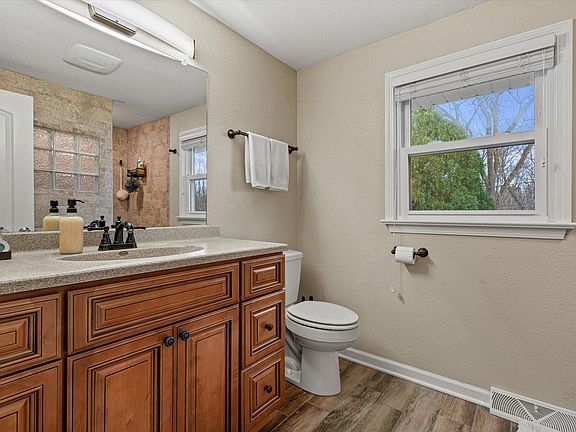 5th image of 11829 W Diane Dr