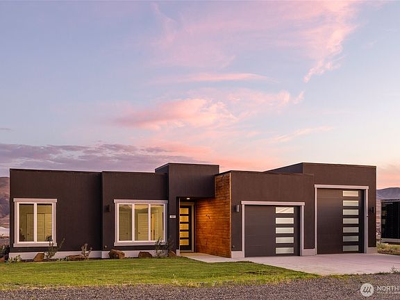 2nd image of 101 Wren Loop SW