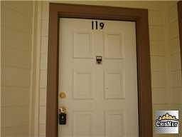 2nd image of 11150 Glenoaks Blvd Unit 119