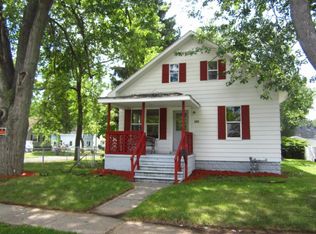 809 Summer St, Algonac, MI 48001