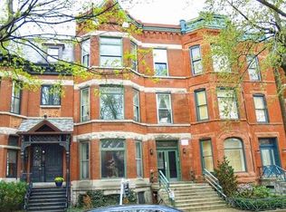 633 W Fullerton Pkwy, Chicago, IL 60614