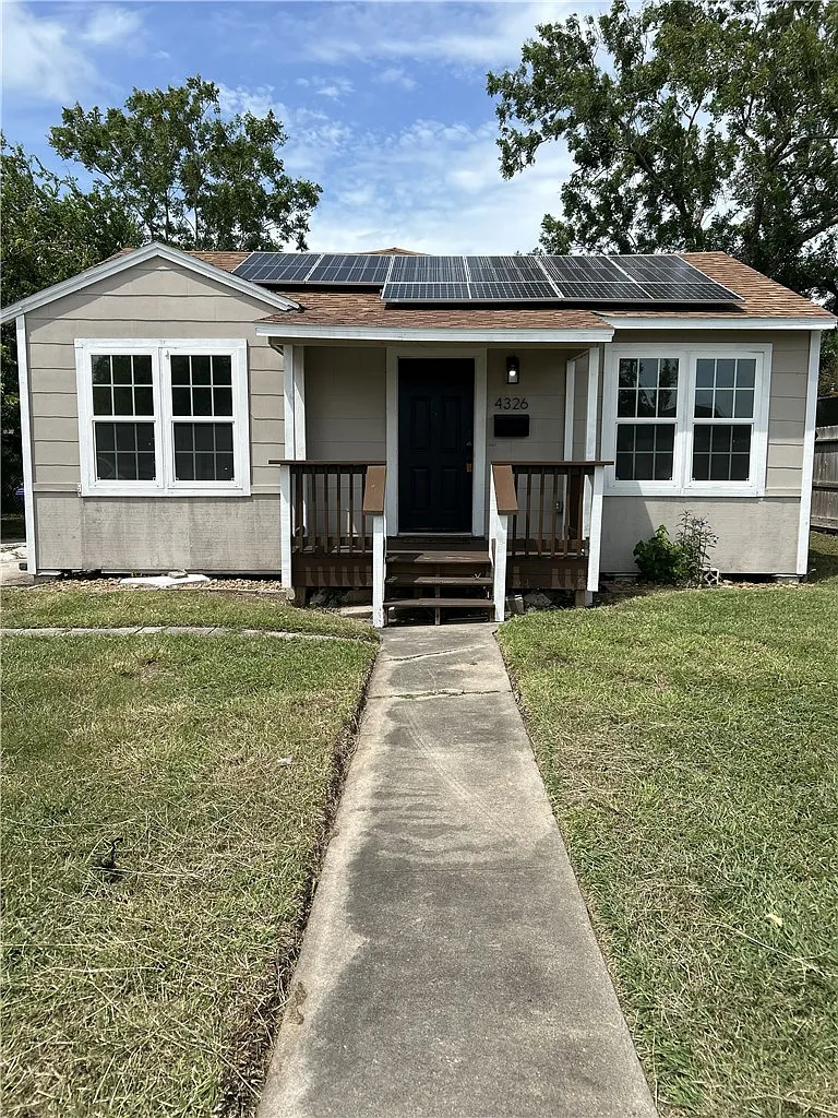 3 bed, 1.0 bath, 1093 sqft, $1,500 — Photo 1