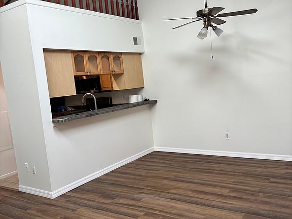 3rd image of 3616 Pine Cone Cir