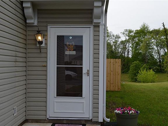 5th image of 16855 Lowell Dr