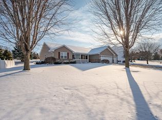 4011 Garrett St, De Pere, WI 54115